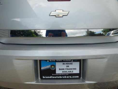 Used 2011 Chevrolet Impala LS FWD image 7