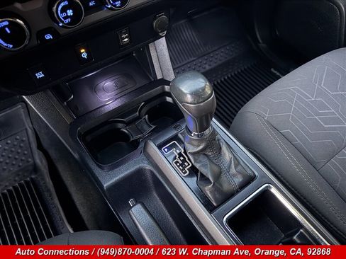 Used 2017 Toyota Tacoma TRD Off-Road w/ Tow Package (A/T) AWD/4WD image 13