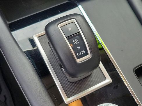 Used 2024 Mitsubishi Outlander image 28