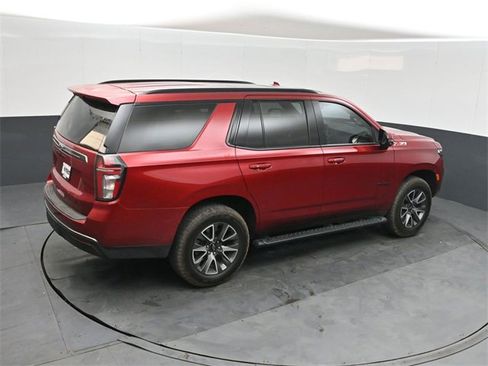 Used 2022 Chevrolet Tahoe Z71 w/ Luxury Package image 32