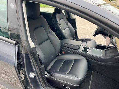 Used 2022 Tesla Model 3 Long Range image 10