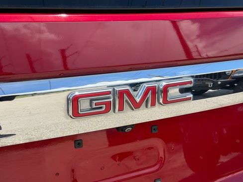 Certified 2024 GMC Yukon SLT RWD image 14