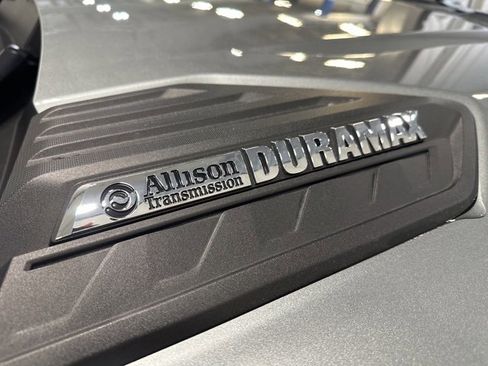 Used 2024 Chevrolet Silverado 3500 High Country w/ Technology Package image 41