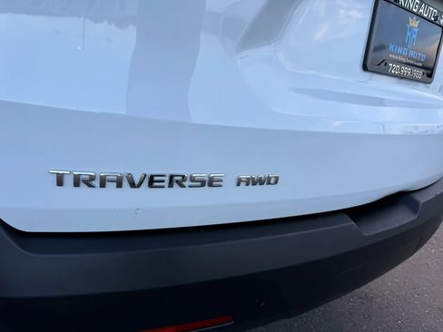 Used 2023 Chevrolet Traverse LT w/ LPO, Cargo Package AWD/4WD image 11