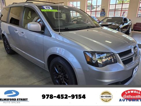 Used 2019 Dodge Grand Caravan GT FWD image 1