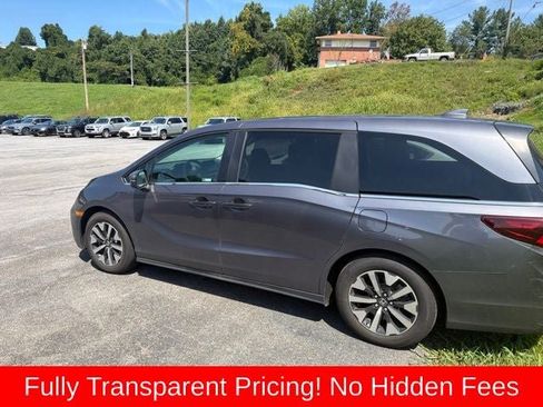 Used 2026 Honda Odyssey EX-L image 4