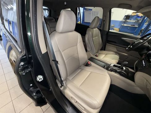 Used 2019 Honda Pilot EX-L image 16
