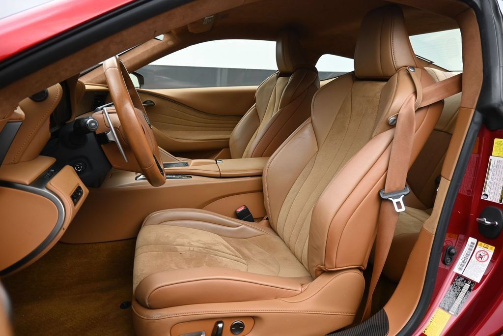 Used 2018 Lexus LC 500 Coupe w/ Performance Package RWD image 10