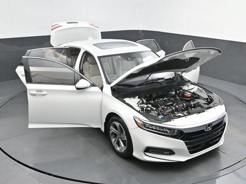 Used 2019 Honda Accord EX image 47