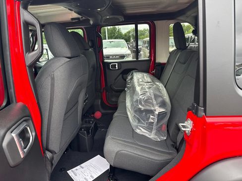 New 2026 Jeep Wrangler Unlimited Sport AWD/4WD image 19