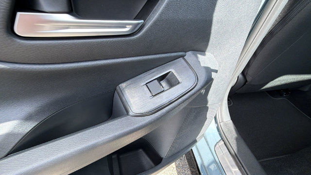 Used 2026 Nissan Sentra SR w/ Floor Mat Package FWD image 15
