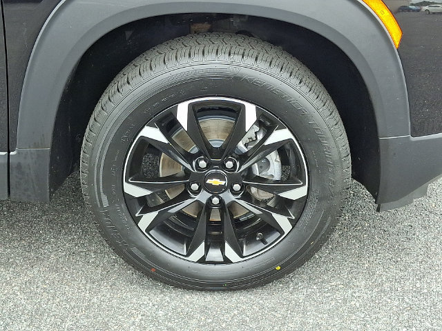 Used 2022 Chevrolet TrailBlazer LT w/ LPO, Blackout Package AWD/4WD image 9