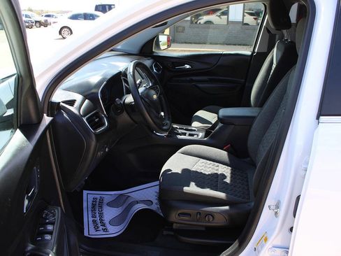 Used 2024 Chevrolet Equinox LT AWD/4WD image 11
