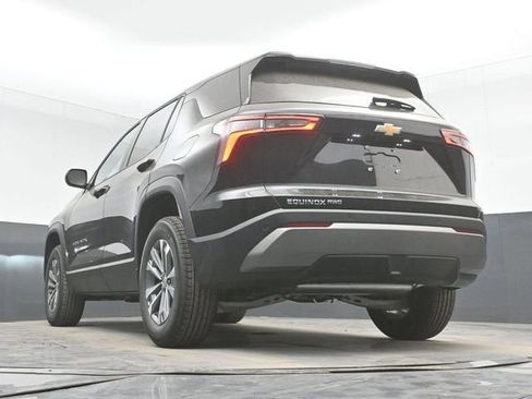 New 2026 Chevrolet Equinox LT w/ LPO, Floor Liner Package AWD/4WD image 47