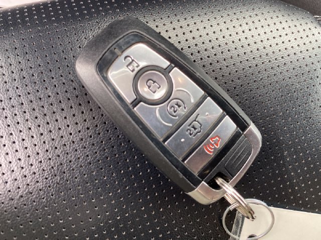 Used 2024 Ford Escape Platinum AWD/4WD image 25