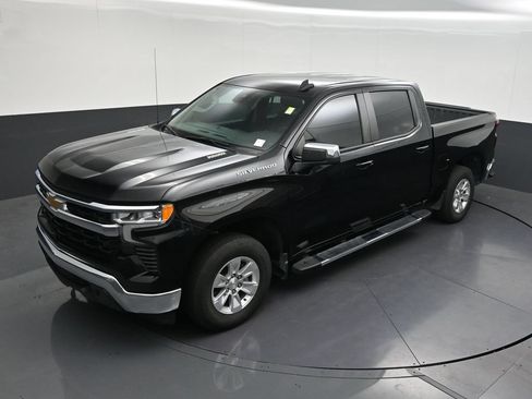 Used 2023 Chevrolet Silverado 1500 LT RWD image 16