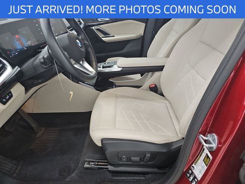 Certified 2025 BMW X2 xDrive28i image 2