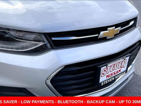 Used 2018 Chevrolet Trax LT w/ LT Convenience Package image 30