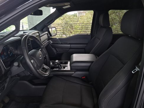 Used 2022 Ford F150 XLT w/ Equipment Group 302A High RWD image 18