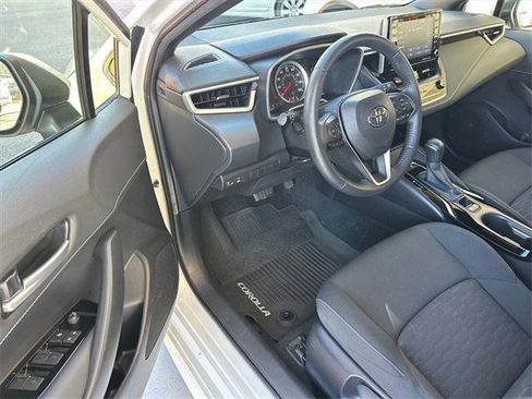 Certified 2022 Toyota Corolla SE image 9