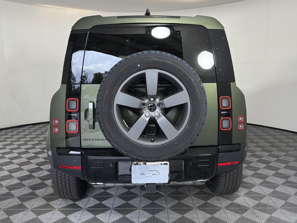 New 2026 Land Rover Defender 110 S AWD/4WD image 6