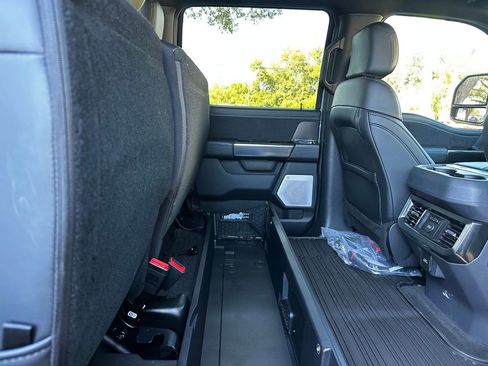 New 2026 Ford F250 Platinum image 53