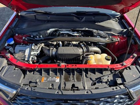 Used 2020 Ford Explorer ST w/ ST Street Pack image 25