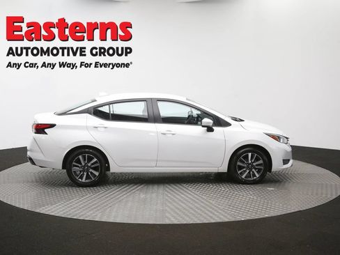 Used 2024 Nissan Versa SV FWD image 43