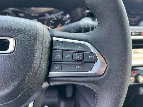 Used 2024 Jeep Compass Limited w/ Sun and Sound Group AWD/4WD image 15