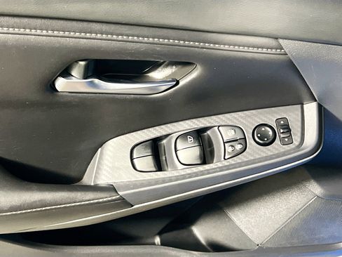 Used 2022 Nissan Sentra SV image 16