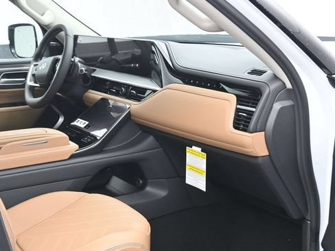 New 2027 INFINITI QX80 Luxe AWD/4WD image 6
