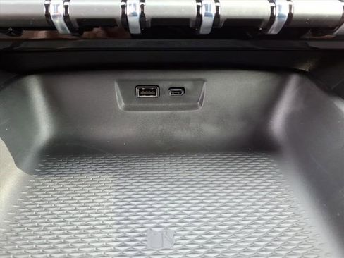 New 2026 GMC Terrain Elevation w/ Elevation Premium Package image 12