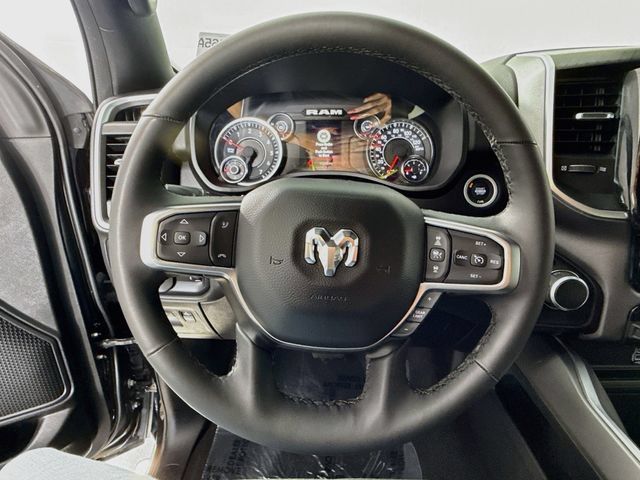 Used 2025 RAM 1500 Big Horn AWD/4WD image 11