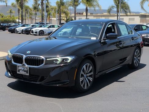 New 2026 BMW 330i Sedan w/ Convenience Package RWD image 5