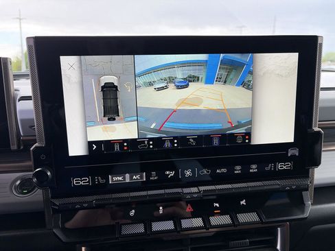 Used 2025 GMC Hummer EV 3X AWD/4WD image 29