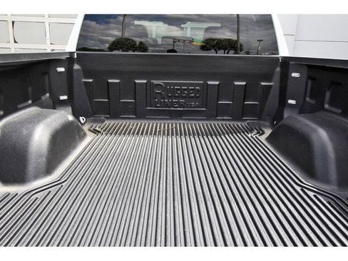 Used 2024 GMC Sierra 1500 SLT image 26