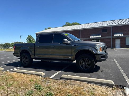 Used 2018 Ford F150 XLT w/ Equipment Group 302A Luxury AWD/4WD image 3