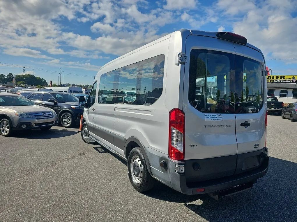 Used 2018 Ford Transit 350 XL RWD image 7