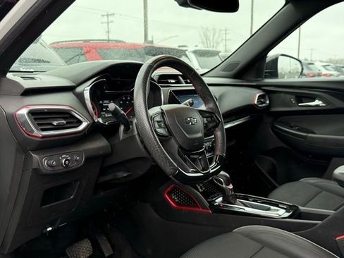 Used 2023 Chevrolet TrailBlazer RS w/ Convenience Package image 13