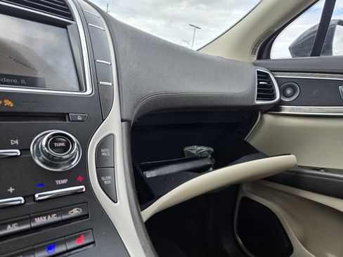 Used 2020 Lincoln Nautilus Reserve AWD/4WD image 16