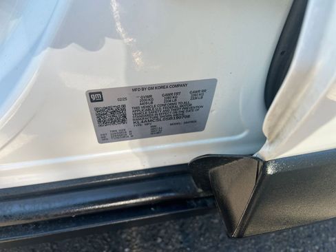 Used 2025 Buick Encore GX Preferred AWD/4WD image 30