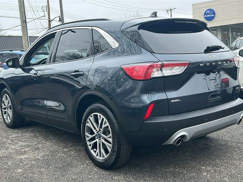 Used 2022 Ford Escape SEL image 5