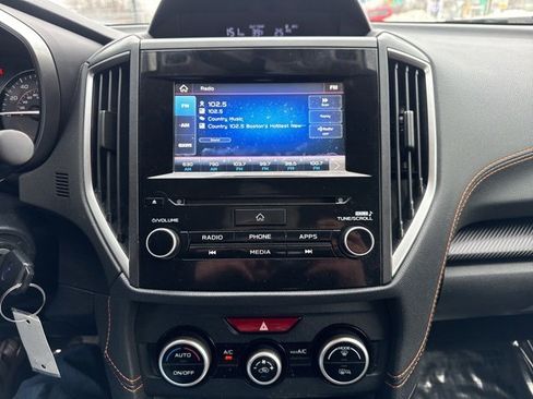 Used 2021 Subaru Crosstrek 2.0i Premium image 14