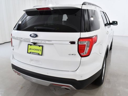 Used 2017 Ford Explorer XLT w/ Equipment Group 202A image 12