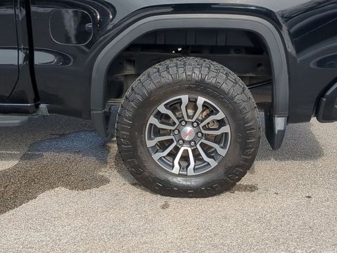 Used 2021 GMC Sierra 1500 AT4 w/ AT4 Premium Package image 10