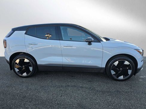New 2026 Volvo EX30 Plus image 2