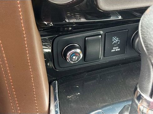 Used 2019 Nissan Armada Platinum image 20