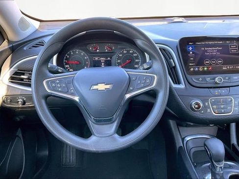 Used 2023 Chevrolet Malibu LT image 8