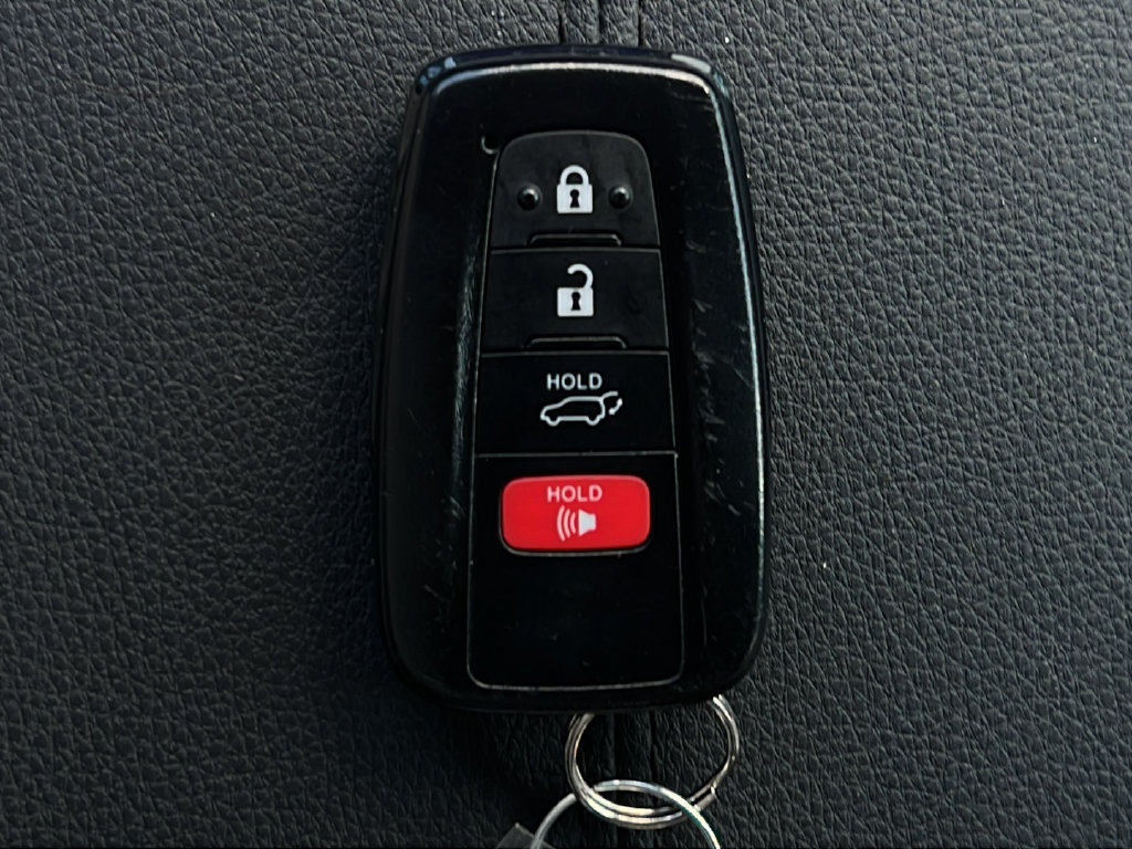 Used 2024 Toyota RAV4 Limited FWD image 23
