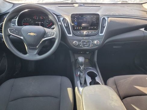 Used 2021 Chevrolet Malibu LS image 25